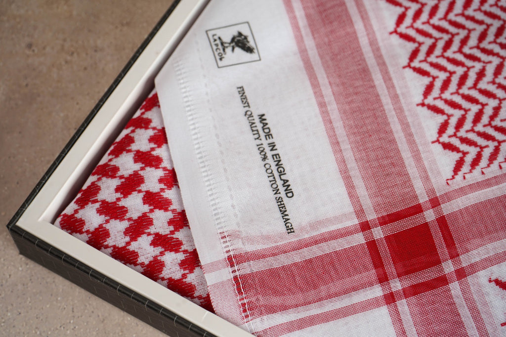 شماغ لابكول أحمر