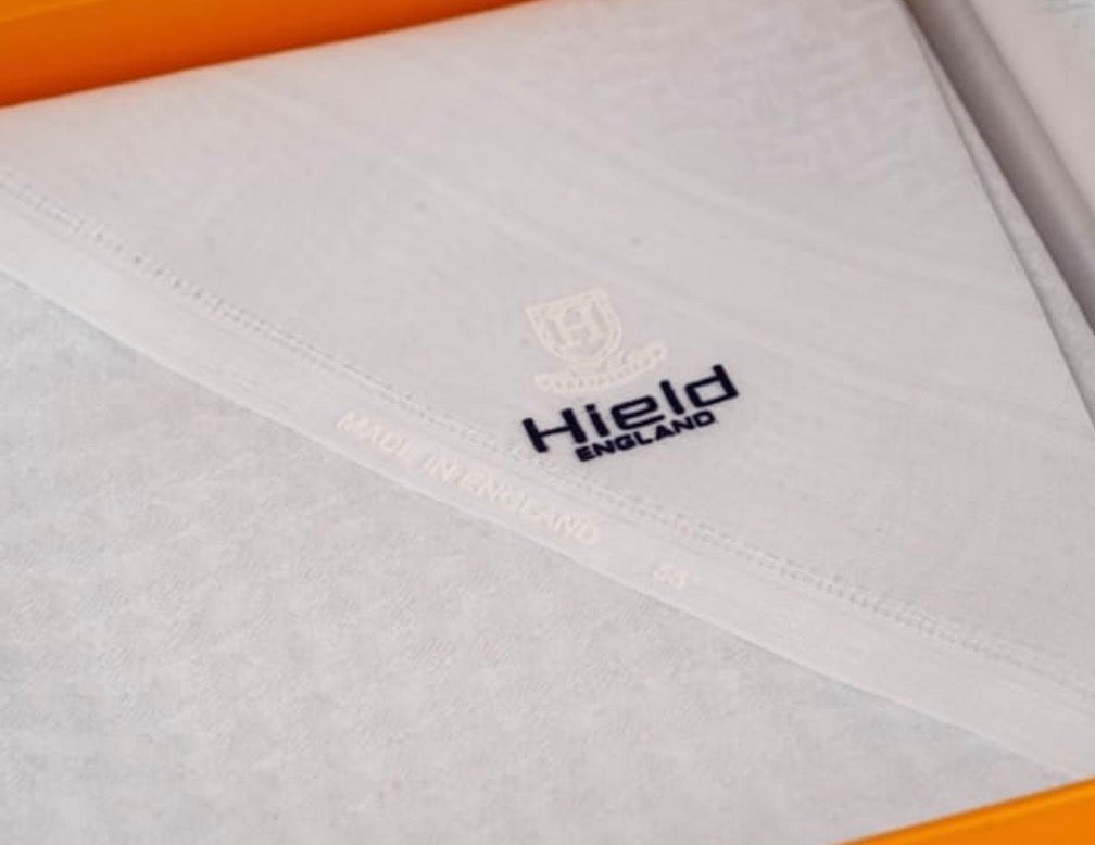 شماغ Hield الأبيض