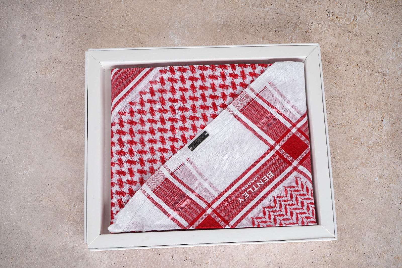 شماغ بنتلي احمر