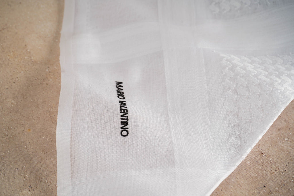 شماغ ماريو فالنتينو أبيض