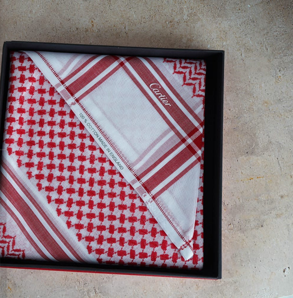 شماغ كارتير أحمر