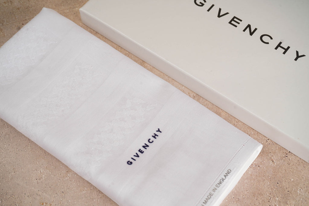 شماغ جفنشي أبيض