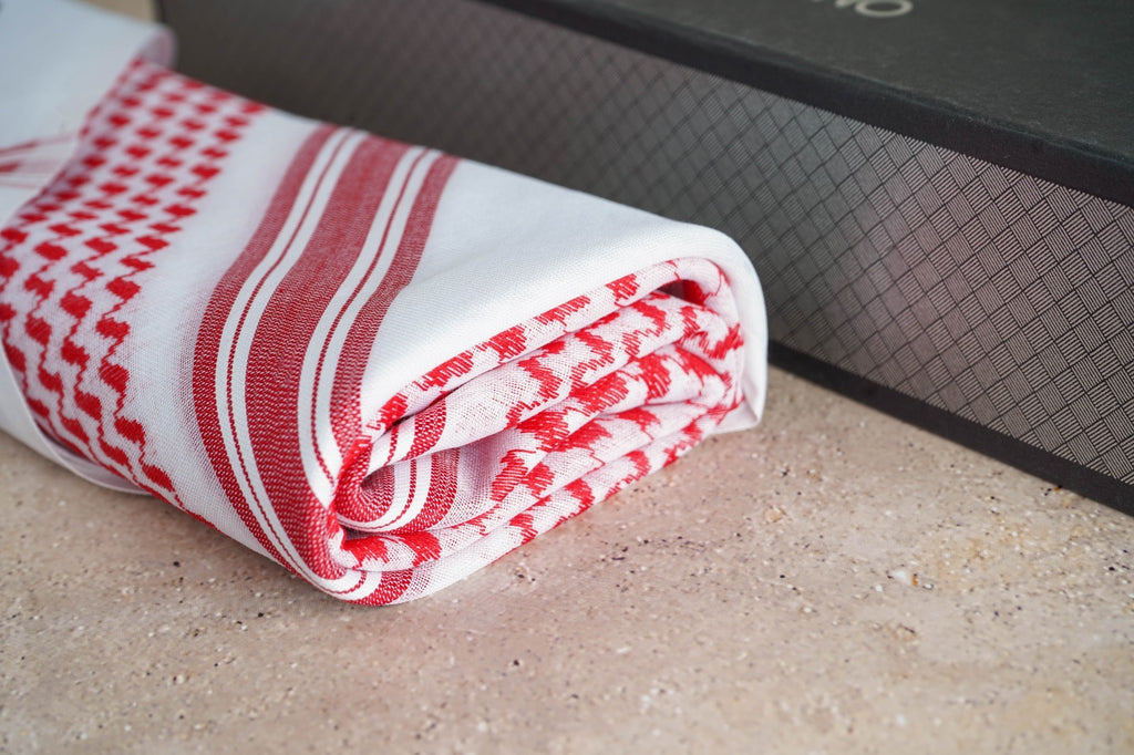 شماغ ماريو فالنتينو أحمر