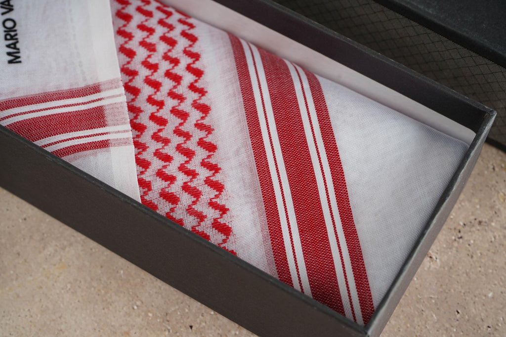 شماغ ماريو فالنتينو أحمر